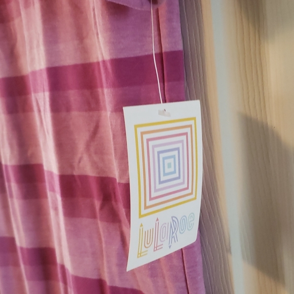 Gigi - Picture 3 of 4